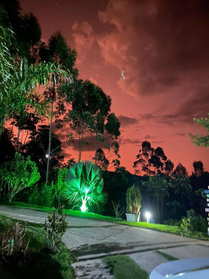 Casa De Campo No Caravaggio Ao Lado Da Cervejaria Tres Santas Santa Teresa  Eksteriør bilde